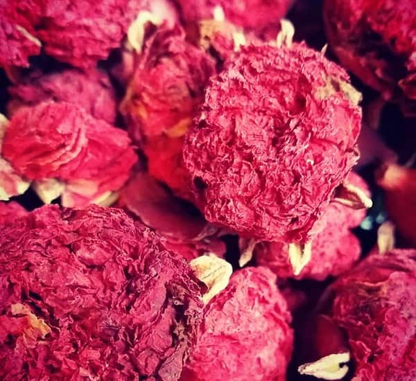 تصویر 5 از قیمت خرید گلنار فارسی برای لک صورت + فروش ویژه